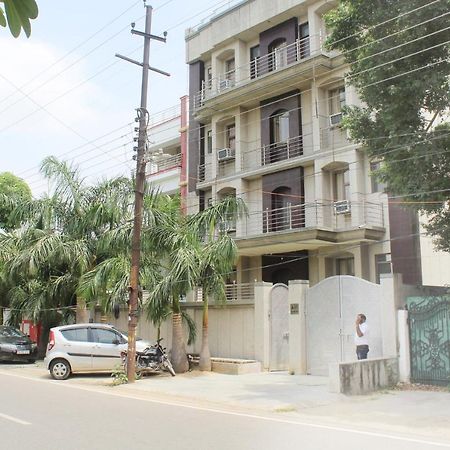 Hotel Trio Residency Near Noida City Center Εξωτερικό φωτογραφία
