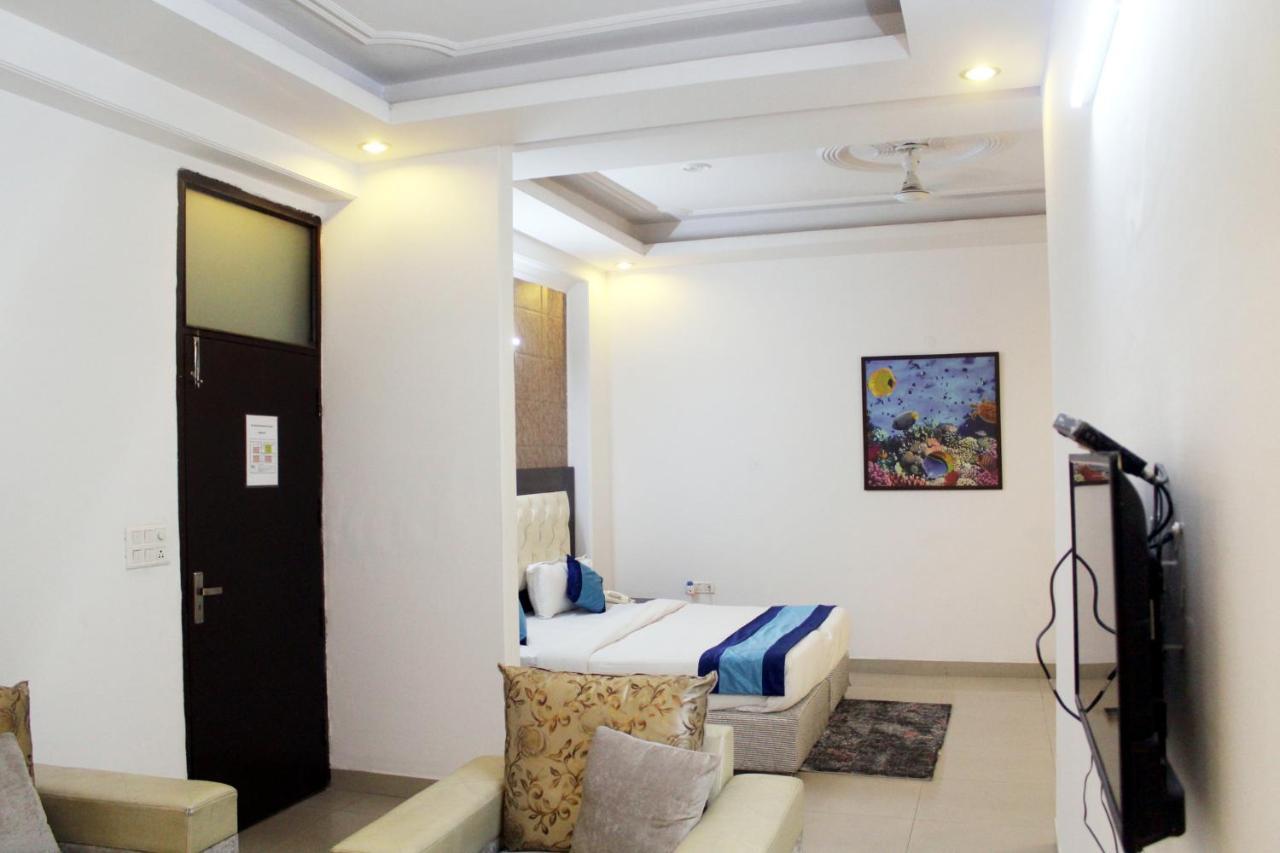 Hotel Trio Residency Near Noida City Center Εξωτερικό φωτογραφία