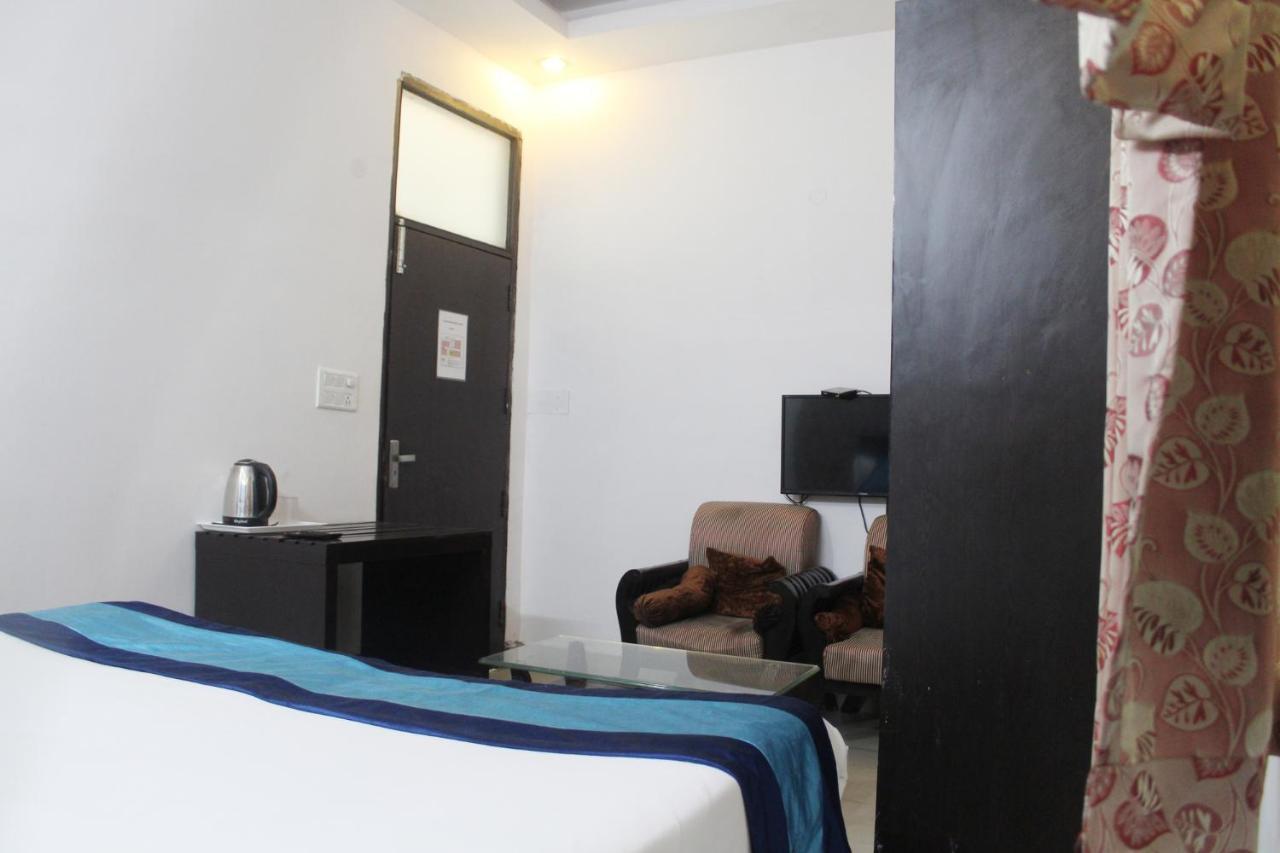 Hotel Trio Residency Near Noida City Center Εξωτερικό φωτογραφία